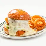クアトロチーズバーガー（MARY BURGER 都立家政店）
