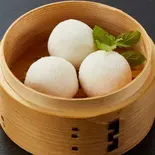 ココナッツ団子（香港屋 池袋店）