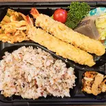 早乙女のジャンボエビフライ弁当お茶つき（おばんざいや早乙女 銀座本店）