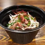 ローストビーフねぎ塩丼(ニンニク抜き)(Food truck C.R. arata)