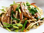 ニラレバ炒め(四川麻辣火鍋 天府 桜木町店(中華料理・定食・ラーメン・餃子))