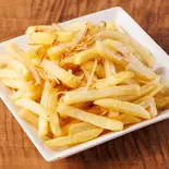 ガーリックバターフライドポテトGarlic butter french fries（THAIND(タインド)|ガパオ・タイ料理＆本格インドカレー）