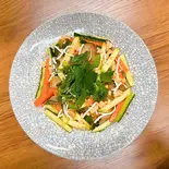 NỘM SỨA クラゲサラダ（PHO MIN）