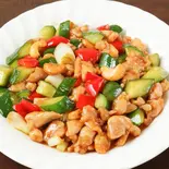 鶏肉とカシューナッツ炒め Chicken and Cashew Nut Stir-Fry(星宿飯店)