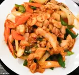 鶏肉とカシューナッツ炒め（台湾料理萬福）