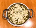 ほうれん草チーズカレーHorensho Cheese curry（インド・ネパールレストラン SANDESH）