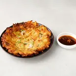 海鮮チヂミ（MogoMogo Dining）