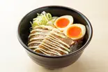 炙りチャーシューライス（博多拉担麺まるたん JR香椎駅店）