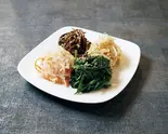 ナムル盛り合わせ（俺の焼肉 銀座9丁目）