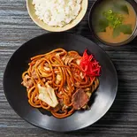 武蔵流 豚ソース焼きそば(麺並)定食(ご飯普通+みそ汁)≪3391≫（鉄板焼きそば 武蔵 京橋店）