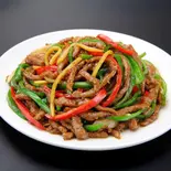 牛肉とピーマンの細切り炒め(龍城飯店)