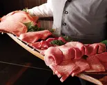 A5黒毛和牛1000g盛合せ(生肉)（俺の焼肉 銀座9丁目）