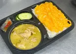 グリーンカレー+ご飯+スクランプエッグ แกงเขียวหวานไก่+ข้าวสวย+ไข่ข้น(PINTO)