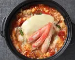 ずわいがにトマトチーズ雑炊 Crab Tomato Cheese Rice Porridge（【出汁の旨みとたっぷり具材】雑炊の気分 池袋東口店）