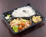 肉野菜炒め弁当（居酒屋 悠香）