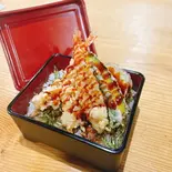 海老天重(海老3・かぼちゃ1・アスパラ1・さつまいも1)(甘辛ダレ)（大分 とり天 豚天 天洋軒）