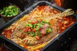 香辣烤鱼/魚のピリ辛焼き(丁記美食城)