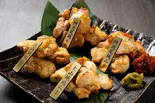 阿波尾鶏と大山地鶏の食べ比べ（地鶏屋くらうどり）