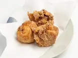 骨なしからあげモモS(2~3個130g前後)（からあげ専門店 鶏笑 鳳北町店）
