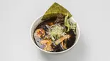 らあめん黒(焦がしニンニク)（らぁめんくらり）