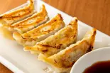 黒豚餃子 Black pork dumplings(ラーメン大戦争 神田店)