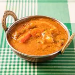 辛い辛いカレー Hot ＆ Spicy Curry（パリワール 新大阪店 (PARIWAR)）
