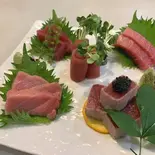 超まぐろづくし お刺身盛り合わせ（鮨處八千代総本店 別亭）