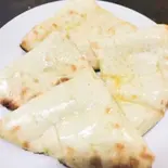 チーズナン/Cheese nan（【ドバイ5ッ星ホテル出身シェフの店】インドネパール料理ダイニングバー ジョティ）