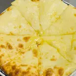 チーズナン Cheese nan(ジャムナカレーJAMUNA CURRY)