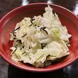 塩昆布キャベツ salted kelp cabbage 盐渍海带菜（東北居酒屋～奥羽の宴～）