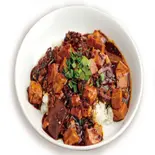 麻婆豆腐かけご飯 Mapo Tofu on Rice（タイガー餃子軒 広尾）