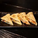 HOTチリ チキンのケサディーヤ(はなゆ)