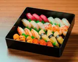 HIRAKUのお任せ握り 特上8種 3人前（海鮮とお肉のHIRAKU）