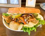 【ファチレセット】ポークきんぴらサンド ポテト付き(cafe facile)