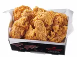骨つき黄金フライドチキン【ピクルス付】（bb.q OLIVE CHICKEN caf'e 大岡山店）