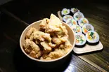 フライドチキン(骨なし)6個 &ブルゴギのり巻き(韓国料理 トンマッコル 上野店)