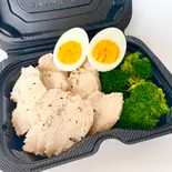 美ボディBOXデラックス(低温調理した鶏むね肉200g・ブロッコリー・ゆで卵)(キングタコライスTOKYO and ヘルシーサラダ 錦糸町店/KINGUTAKORAISUTOKYO)