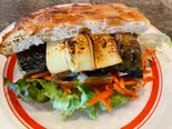 自家製スモークサバ＆自家製スモークチーズサンド（STOVE SANDWICHES）
