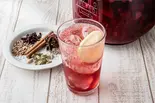 自家製クラフトコーラ ヤドコーラ 【ベリーピンク】（本格スパイスカレー ヤドカリー 谷町コーラ店）