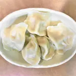 芹菜水餃(6個入り)（楊銘宇 黄燜鶏米飯 高田馬場店）