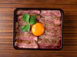 黒毛和牛サーロインステーキ丼(肉タレ屋 なんばBAL店)