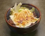 とろ～りチーズ 中落ち牛カルビ200g（[こだわりの炭火炙り]ハラミ＆カルビ丼 一牛）