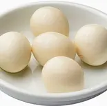 鹌鹑蛋 うずらの卵 Quail Eggs（肥鶏土鍋）