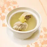 ユェンゾンジータン Double Boiled Chicken Soup（點水樓四谷別館）