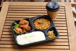 【Web限定メニュー】キーマ×から揚げセット（本格咖喱バル＆ナンピッツァ マンダリン Mandarin）