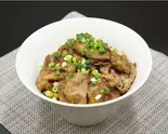 New!牛焼肉丼(冷麺屋 鶴虎 方南町店)