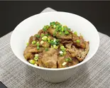 牛焼肉丼(冷麺屋 鶴虎 早稲田店 REIMENYA TSURUTORA)