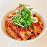特製赤ワインソースのステーキ丼(リバーサイドレストランBIBI)