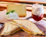 ハムチーズホットサンド【シフォン・ドリンクセット】（パーラーマンドリル）