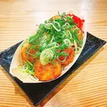 【人気NO.3】ねぎ塩たこ焼き【塩だれ】（大阪名物 揚げたこ焼きイカ焼き専門店 粉もん屋）